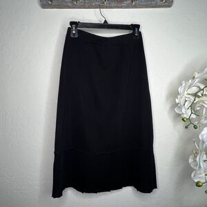Misook A line with pleated hem skirt in black size S